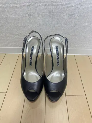 COMEX 블랙 오픈토 하이힐