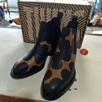 캠퍼 캠퍼의 twins 새상품