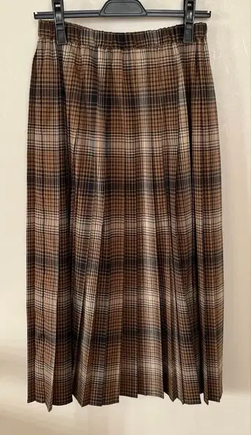 어반 리서치 도어스 체크 플리츠 스커트