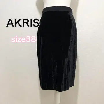 [ 새상품급 ] 사이즈 M AKRIS 벨로아 스커트 블랙