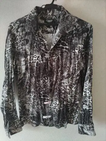 TORNADOMART 레오파드 무늬 긴팔 셔츠