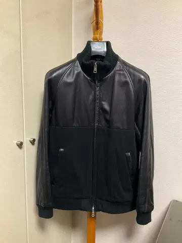 1piu1uguale3 가죽 자켓 블루종 정가 262,500엔