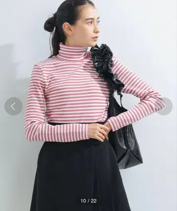 Ray BEAMS 리브 보더 터틀넥 티셔츠 핑크