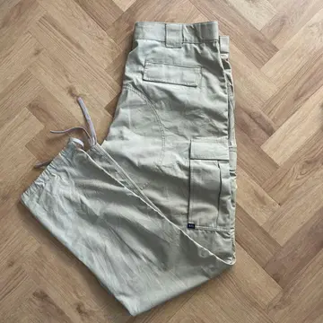 5.11 베이지 카고 팬츠