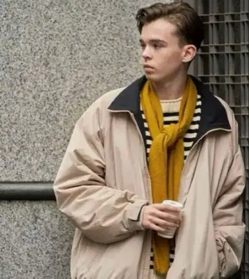 evistub BONBON store 루즈핏 플리스 자켓