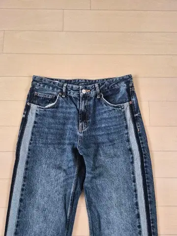 ZARA 사이드 스트라이프 데님