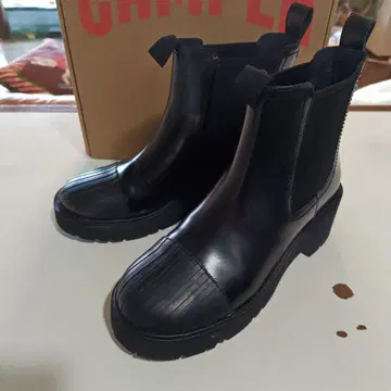 CAMPER 블랙 사이드 고어 부츠 새상품급