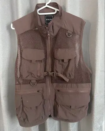 브라운 메쉬 베스트