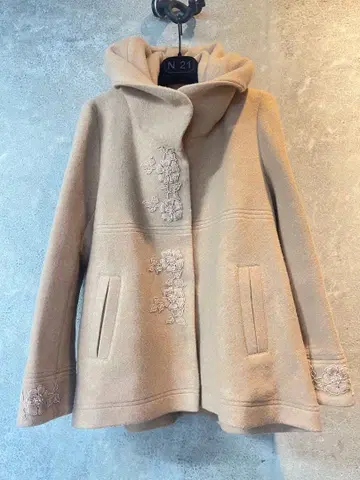 ZELU  후드 부착 베이지 울 코트