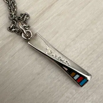 Paul Smith 스틱형 목걸이 멀티 스트라이프 트위스트