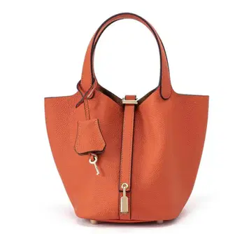 플레인 컬러 가죽백 토트백