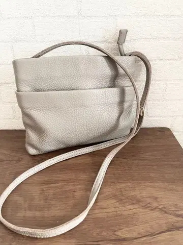 이아파피요네 숄더백 그레이지