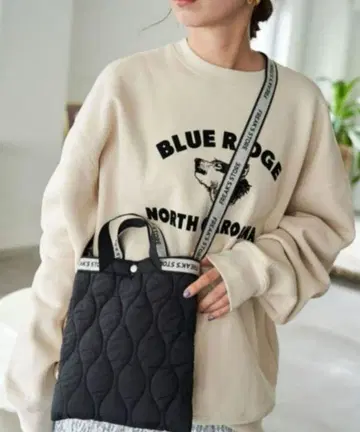 FREAK'S STORE 테이프 퀼팅 숄더백 블랙