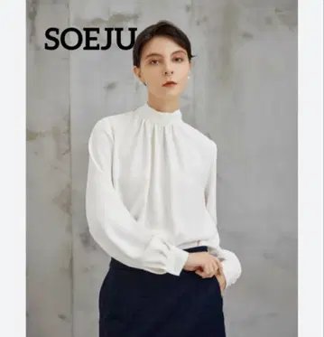 [새상품급] SOEJU 소 새틴 백리본 롱 슬리브 블라우스 M