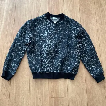 [ 미사용 새상품 ] Latina 레오파드 무늬 자켓 블루종