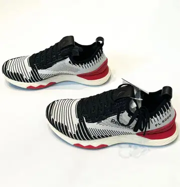 [ 새상품 ] Reebok FLATRIDE6000 26.5cm