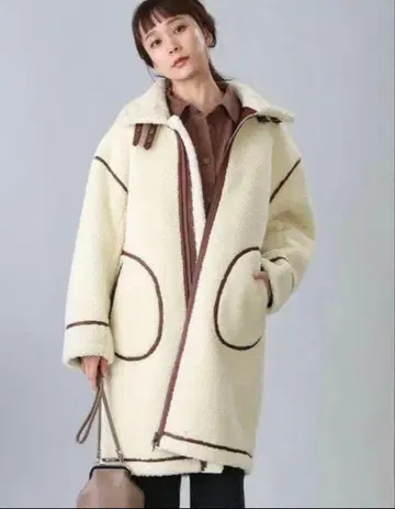 FREAK'S STORE 보아 롱 무스탕 코트 아이보리