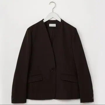 PLST 브라운 셋업