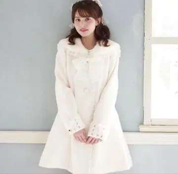 LIZ LISA 리즈리사 퍼 세일러 A라인 코트