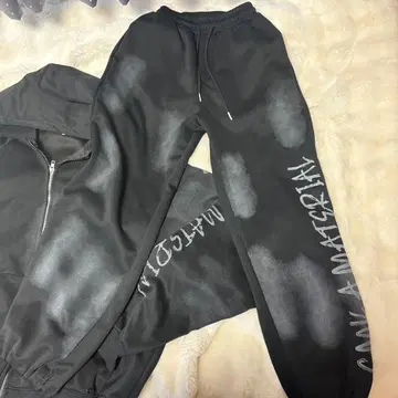 [ 새상품급 ] Merry9 맨투맨 상하의 세트 블랙