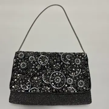 비즈 자수 클러치백 블랙