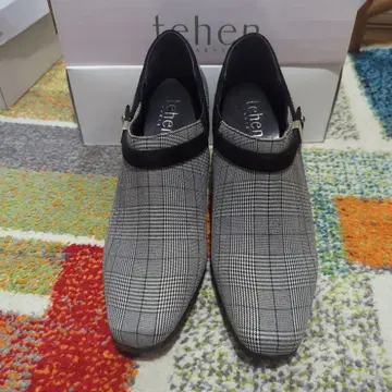 tehen 그레이 체크 무늬 하이힐