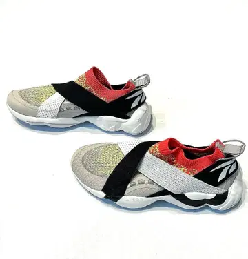 [새상품] Reebok 스니커즈 26cm