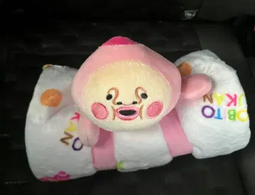 코비토즈칸 카쿠레모모지리 봉제 인형 포함 담요