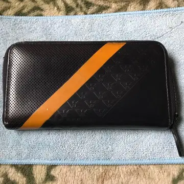 EMPORIO ARMANI 장지갑 블랙과 오렌지