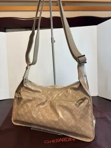 GHERARDINI 게라르디니 소프티 숄더백 베이지 컨디션 최상