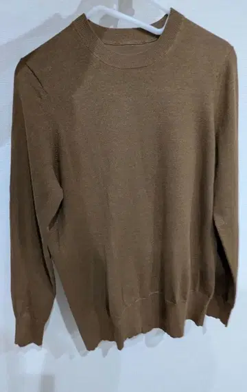 두지엠 클라세 니트 카멜