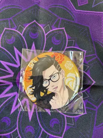 이즈미 츠쿠모 Wrapping 캔뱃지