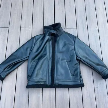 GU 블랙 페이크 가죽 자켓 플리스 안감