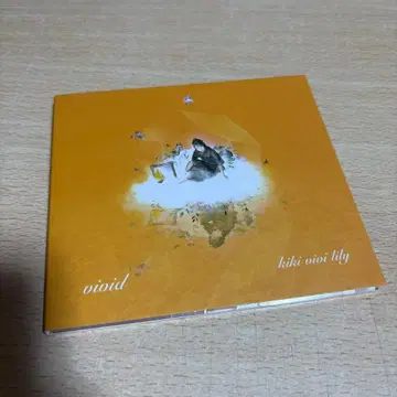 vivid kiki vivi lily CD