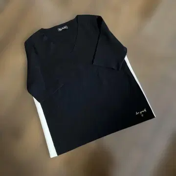 앙코키뉴 V넥 니트 티셔츠 몇회 착용 블랙 화이트 QVC &Love 좋아