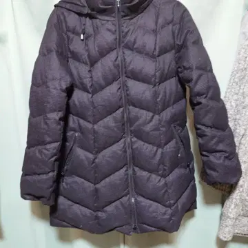 다크 블랙 다운 자켓