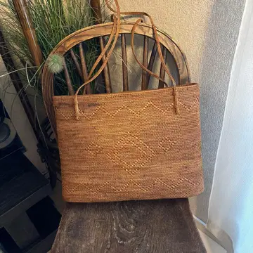 발리섬에서 구매한 부아타 바스켓백 심플 토트