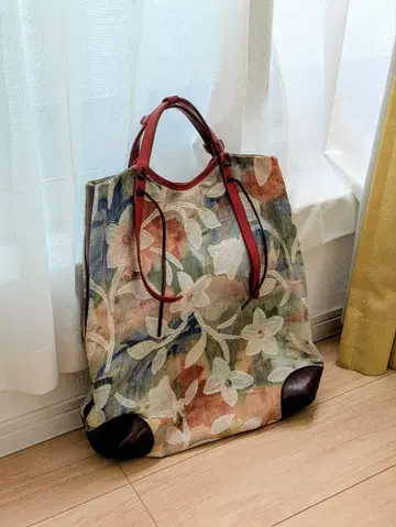 회화 같은 토트백