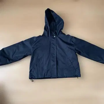 네이비 후드 부착 마운틴 후드티