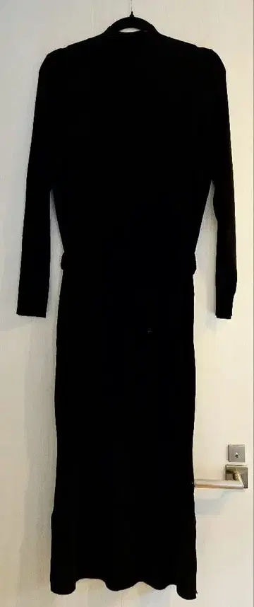 [ 미사용 새상품 ] 블랙 니트 롱 원피스