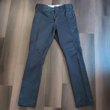 Dickies 네이비 슬림핏 치노 팬츠