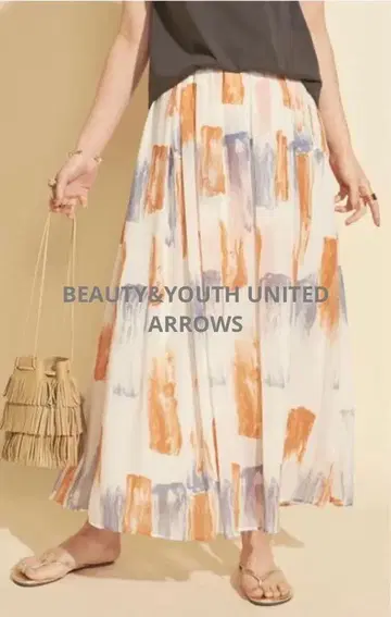 UNITED ARROWS 러쉬 프린트 턱 플레어 스커트