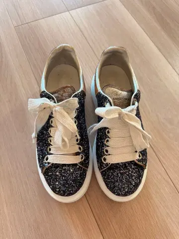 Alexander McQueen 글리터 스니커즈