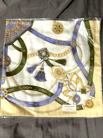 TRUSSARDI 태슬 체인 스카프