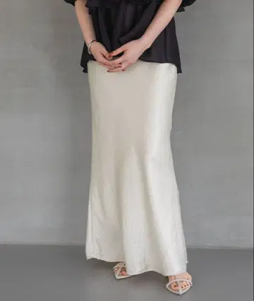 A part by 브라이트 내로우 스커트