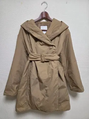 GALLEST (월드) 베이지 후드 부착 충전솜 코트