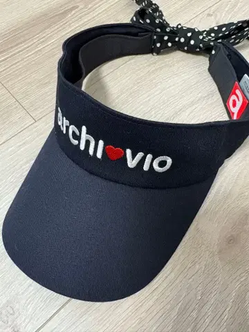 아르키비오 바이저 도트 리본 포함 블랙