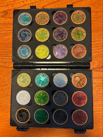 가면라이더 OOO 오즈 오메달 홀더 & 오메달 24매 세트