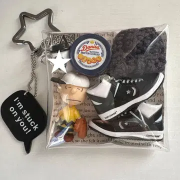 가챠 파우치 CONVERSE 찰리 브라운