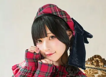 쿠틸과 레트로 베레모 뷔스티에 set 오버롤 스커트